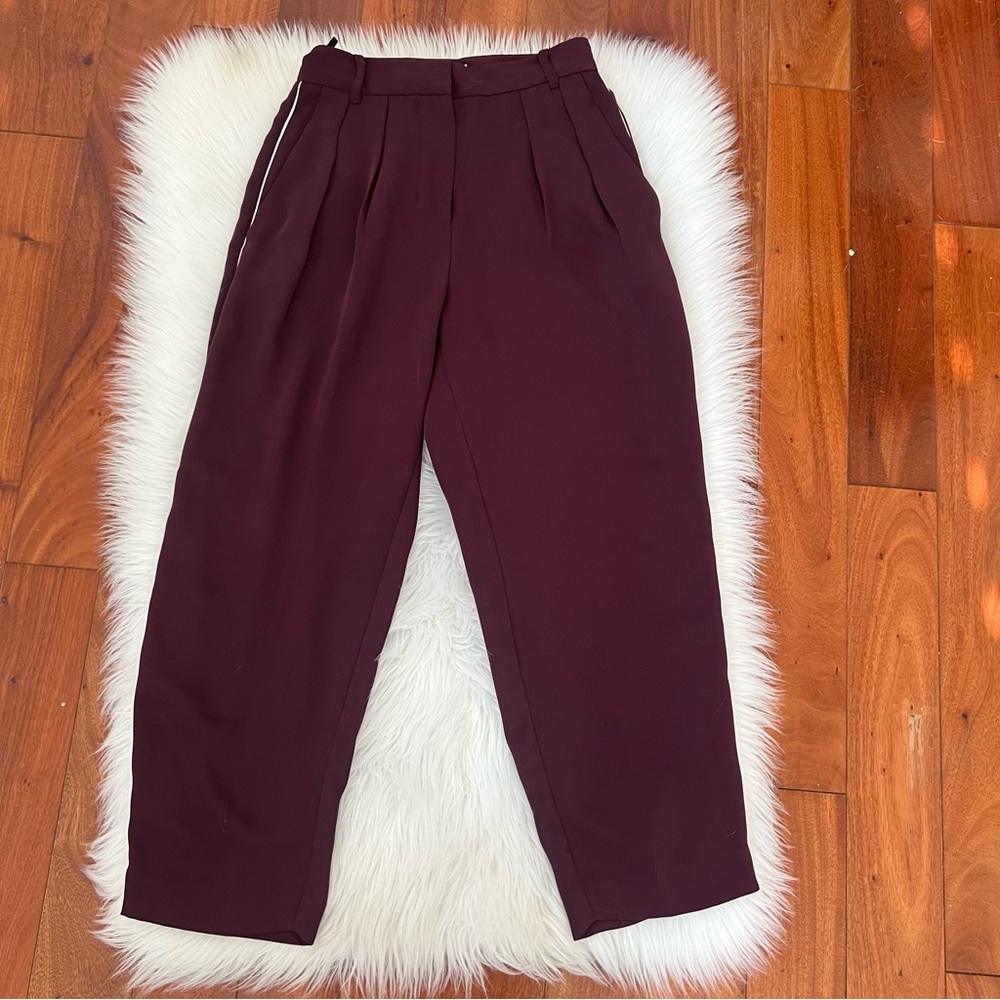 Babaton pleated pant white trim size 0